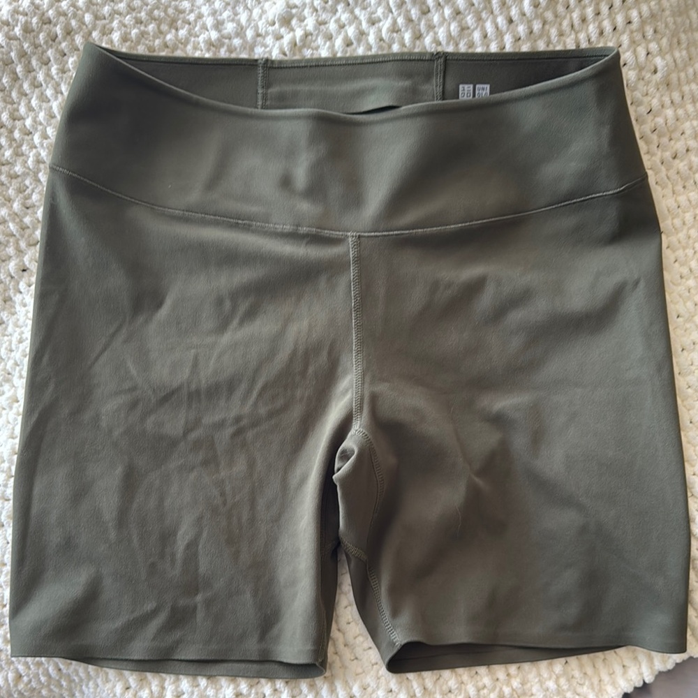 Uniqlo Airism Biker Shorts
